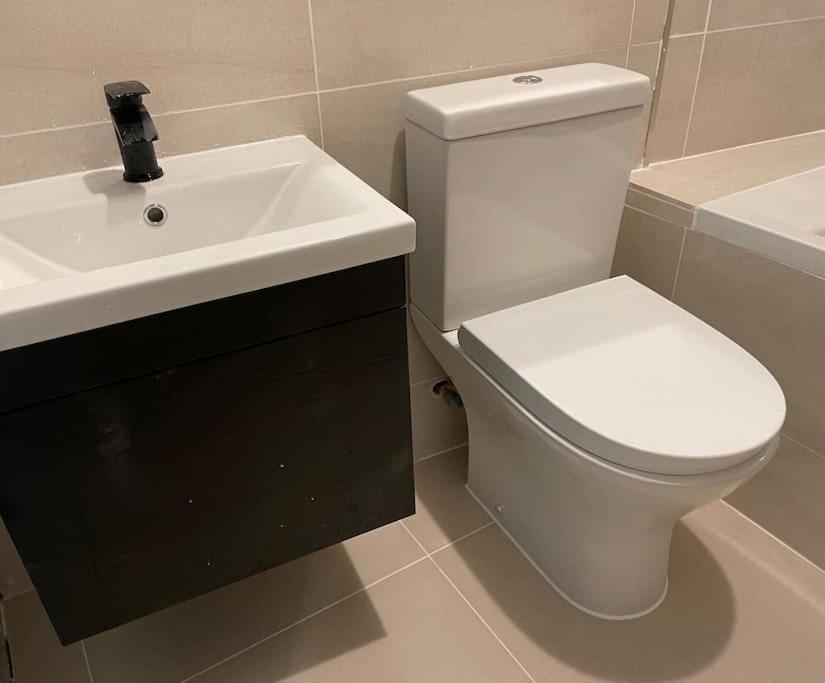 2 Bedroom Central London Apartment Modern And Stylish מראה חיצוני תמונה